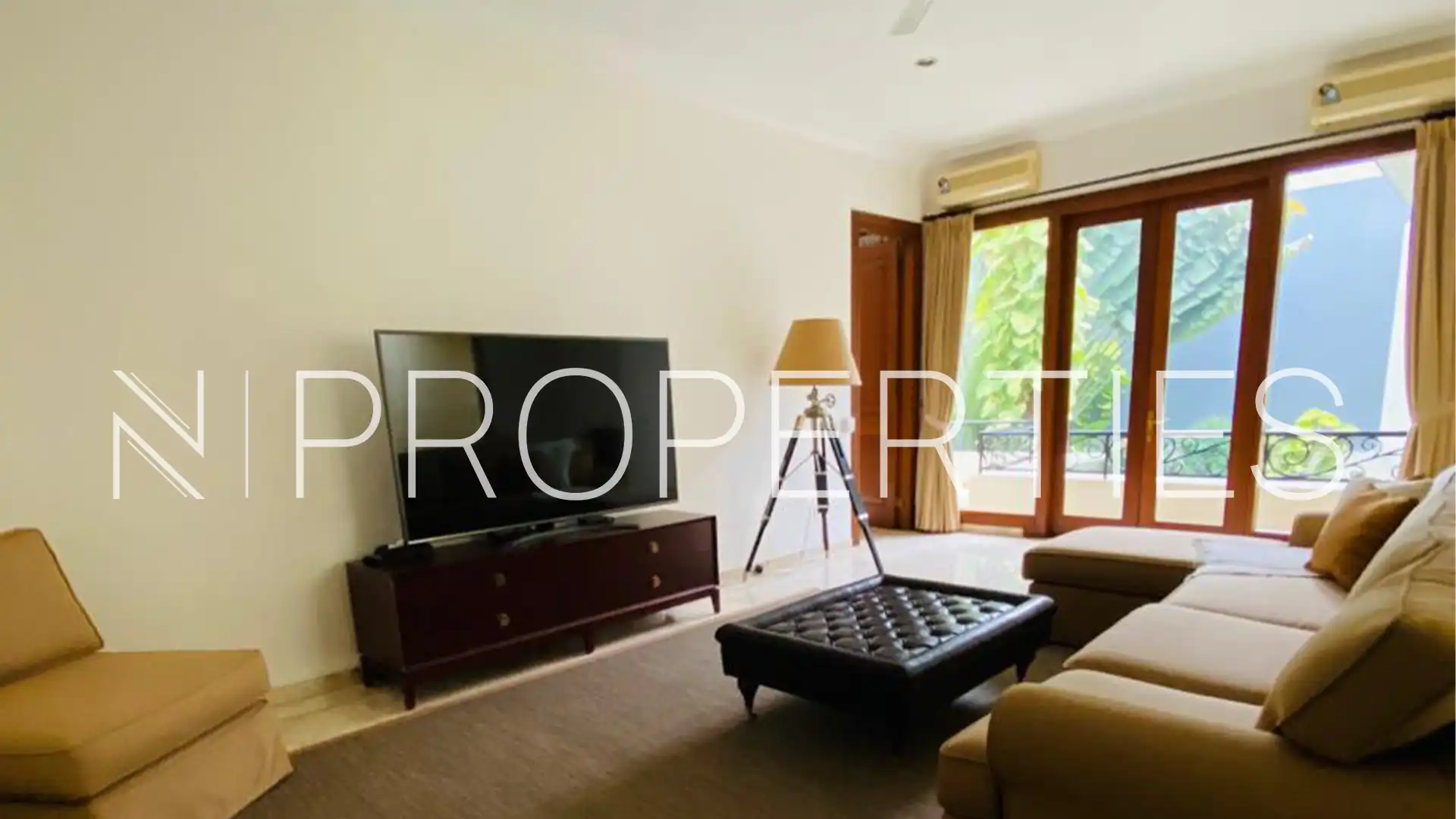 Kencana Permai 8 No.17-5BR-Living Area on Second Floor Pondok Indah – Well-Proportioned 5BR Family House