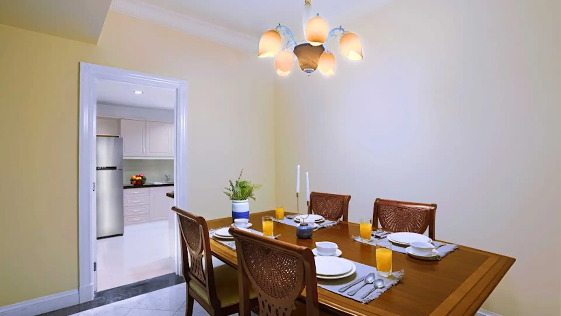 Menteng-2BR-Dining Area Menteng Executive – Well Balanced 2BR