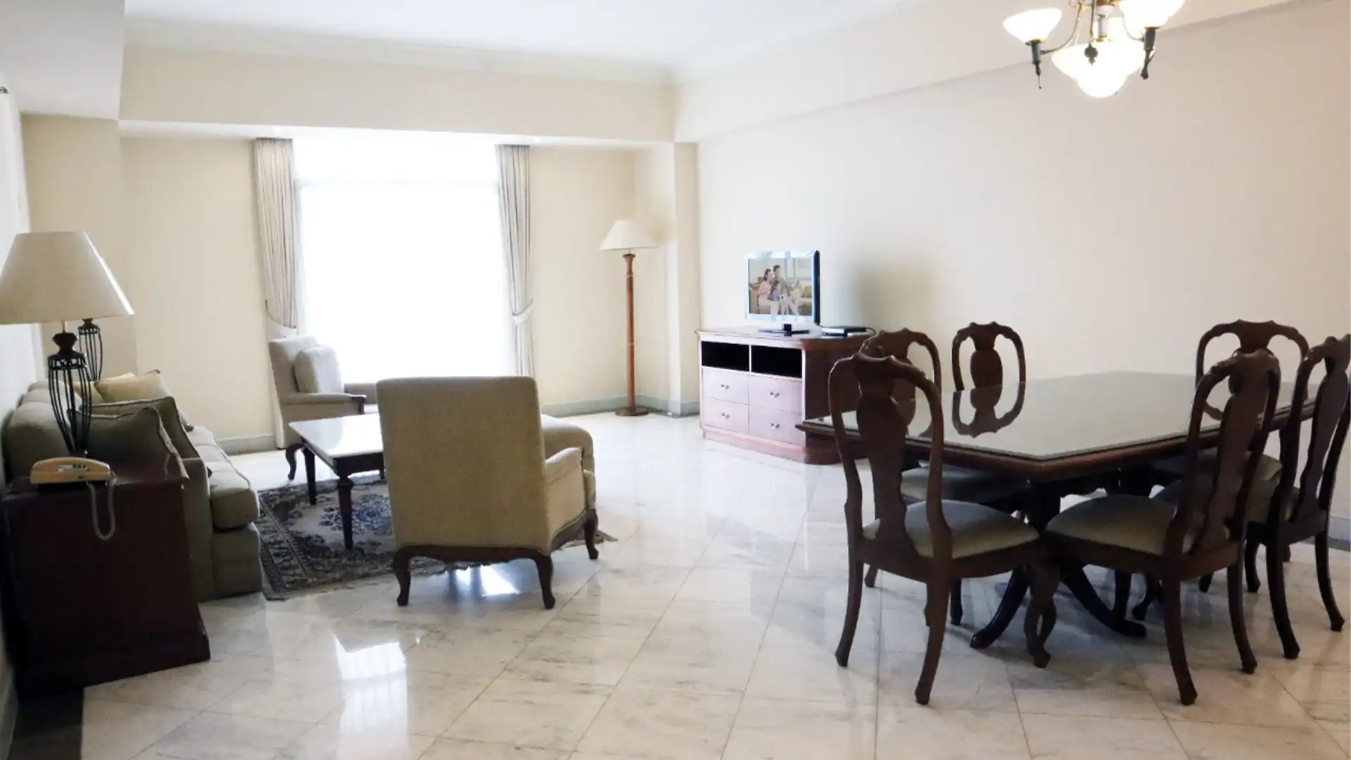 Menteng-2BR-Dining & Living Area Menteng Executive – Comfortable 2BR Serviced Apartment
