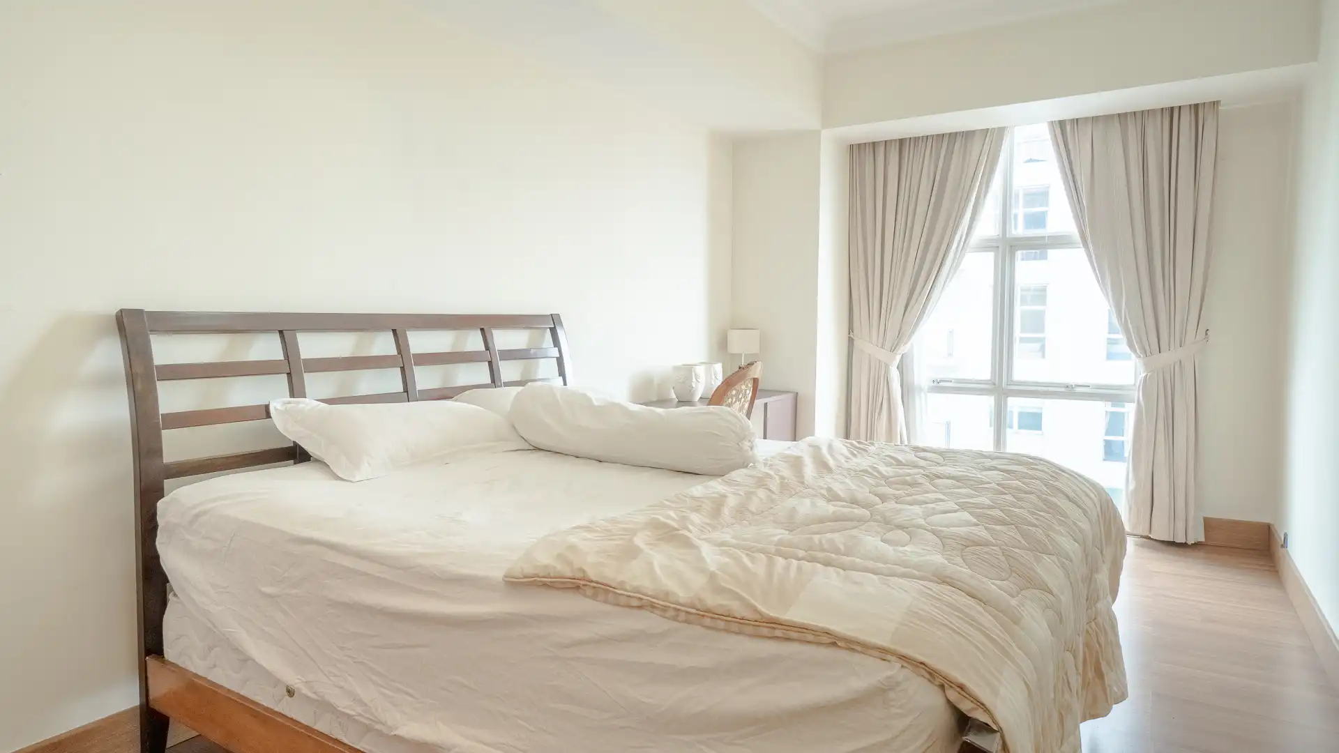 Menteng-3BR-Bedroom 1 Well-Planned 3BR Serviced Apartment – Menteng Executive