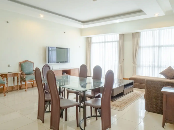 Menteng-3BR-Dining & Living Area