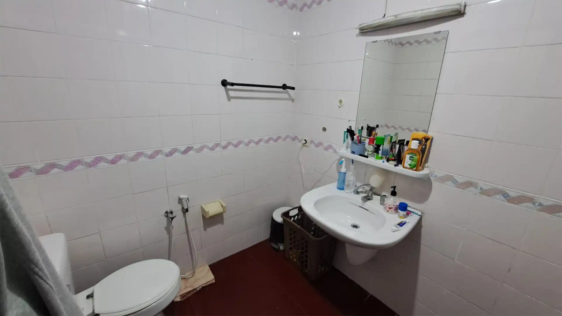 Mitra Oasis-3BR-Bathroom 2 Mitra Oasis – Spacious 3BR Residence
