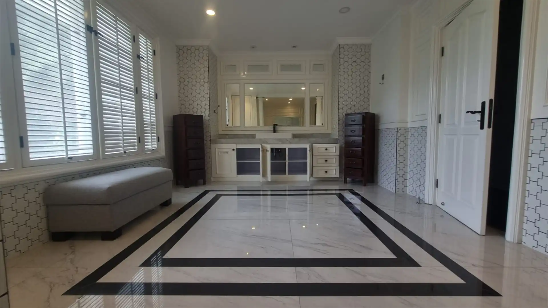 Niaga Duta-4BR-Bathroom 3 Luxury Premium 4BR Family – Pondok Indah