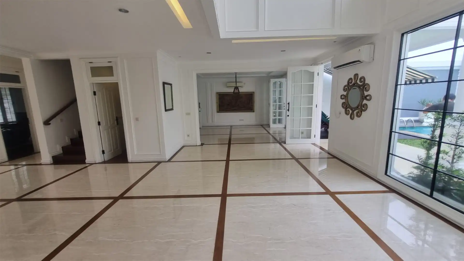 Niaga Duta-4BR-Living Area (2) Luxury Premium 4BR Family – Pondok Indah