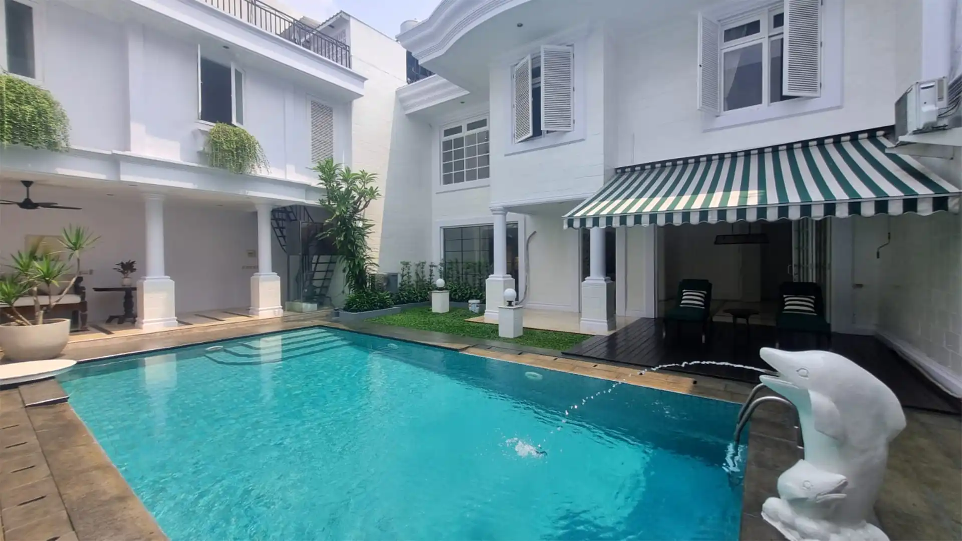 Niaga Duta-4BR-Swimming Pool Niaga Duta-4BR-Swimming Pool