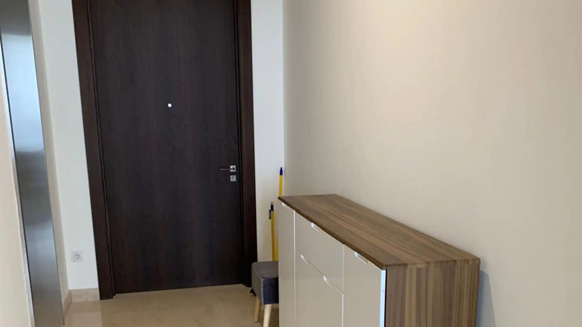 Pakubuwono Spring-2BR-Foyer Area The Pakubuwono Spring – Elegant 2BR Luxury