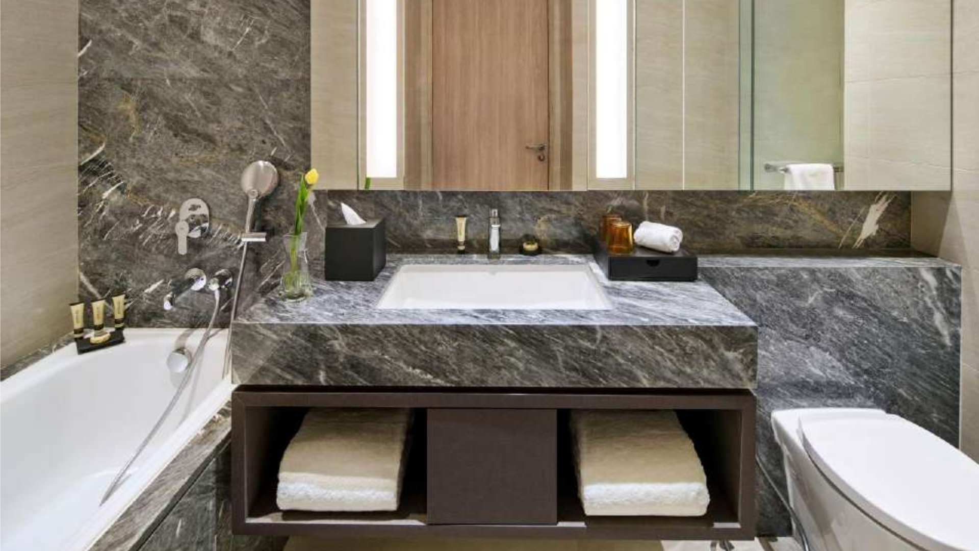 Park Royal-1BR-Bathroom Luxury 1BR Serviced Apartment – PARKROYAL