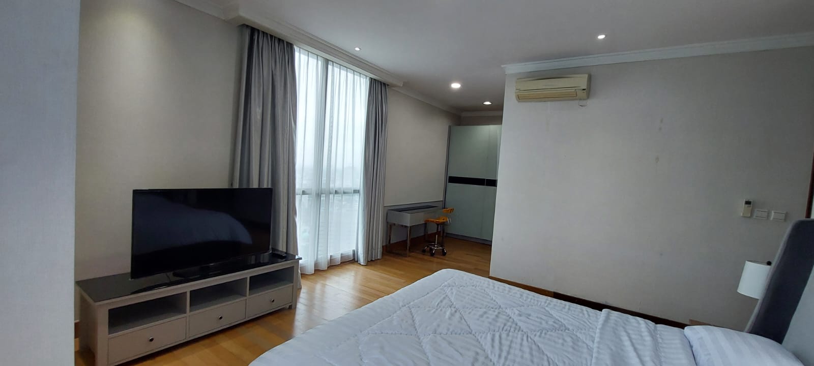 Premium Two-Bedroom at Residence 8