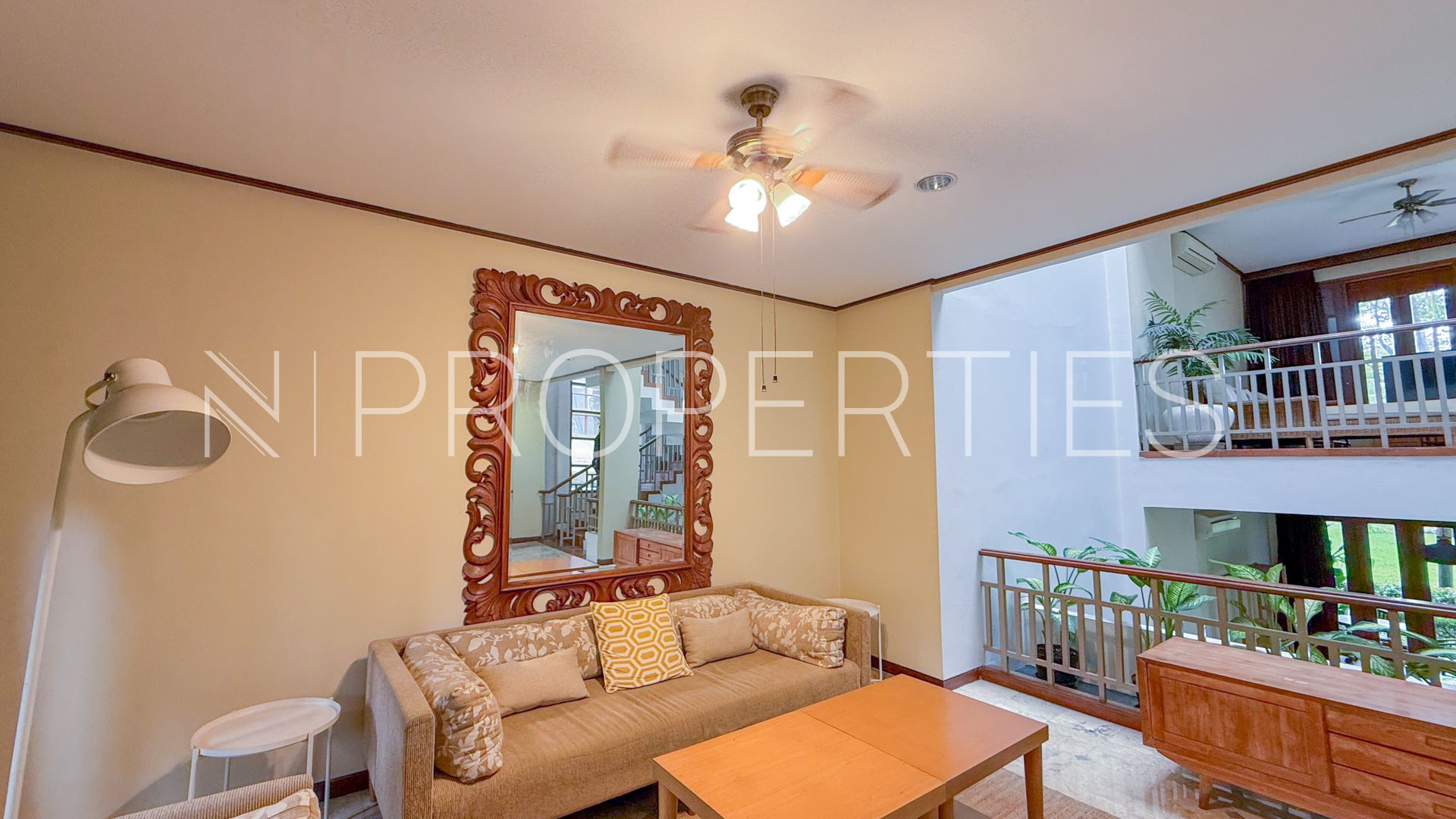 SARASWATI-3BR-COZY LIVING AREA Comfortable 3BR House at Cipete