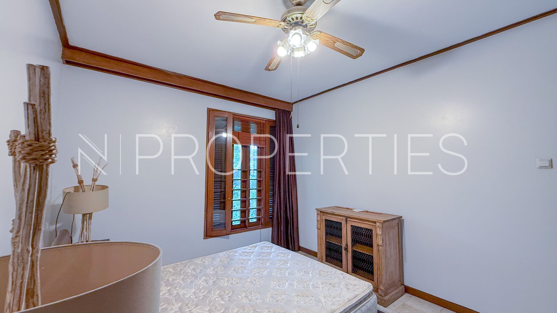 SARASWATI-3BR-COZY MASTER BEDROOM Comfortable 3BR House at Cipete