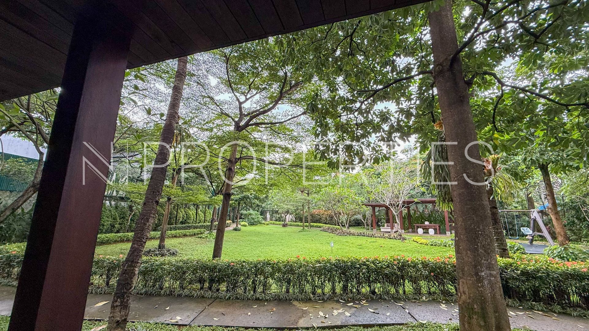 SARASWATI-3BR-GREENERY Comfortable 3BR House at Cipete