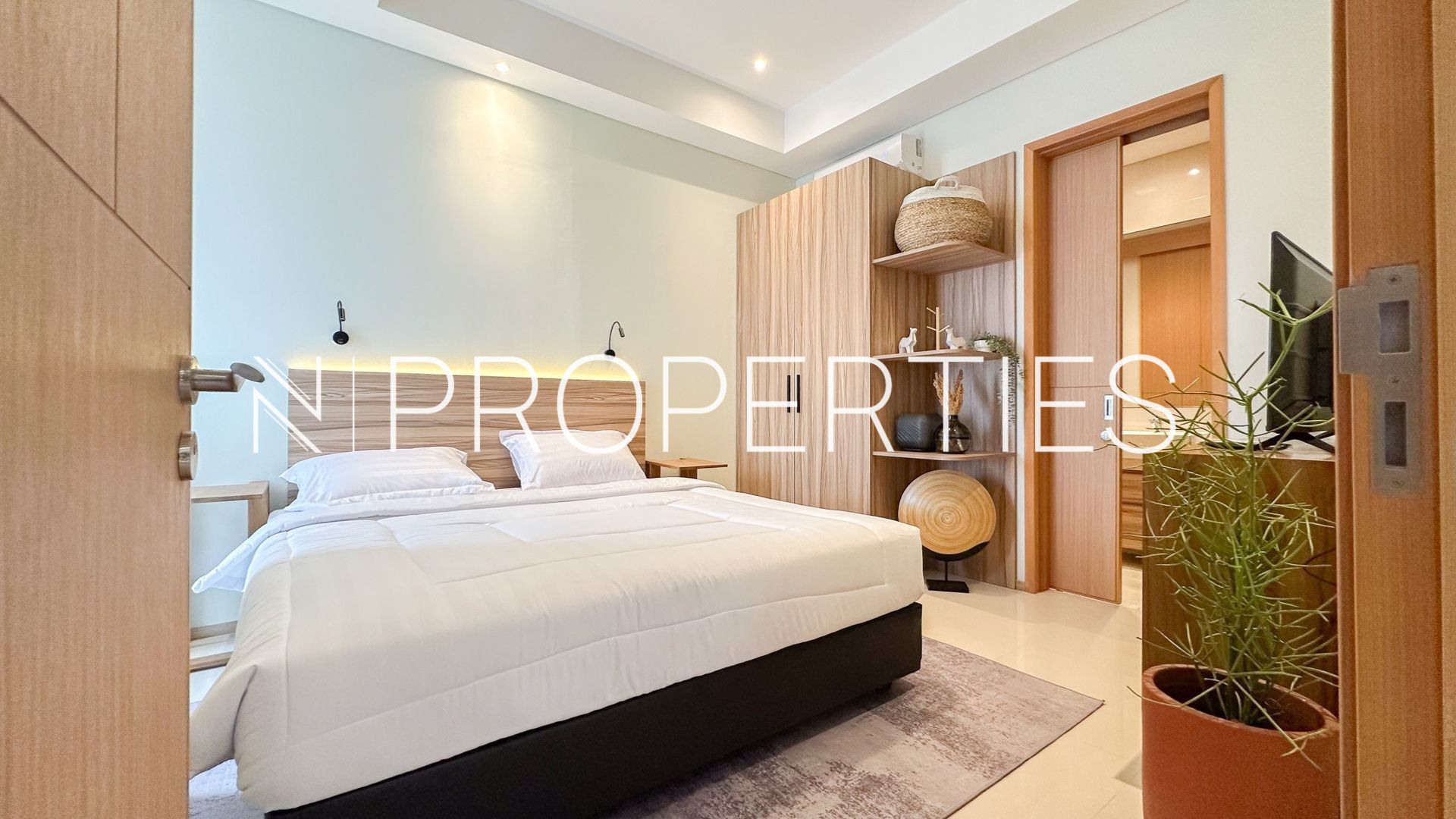 Samara 1703 – Huge Bedroom Functional 2BR Apartment at Samara Suites