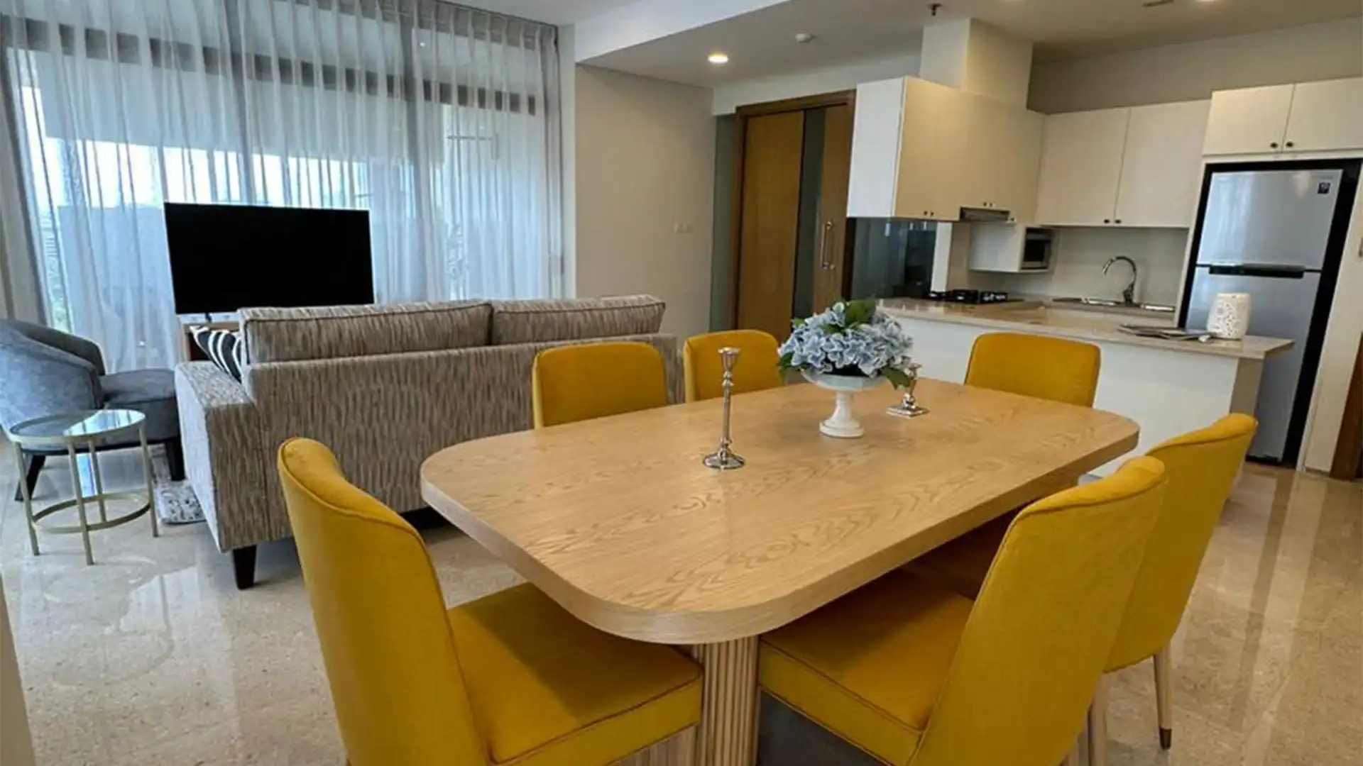 Senopati Suites-2BR-Dining Area