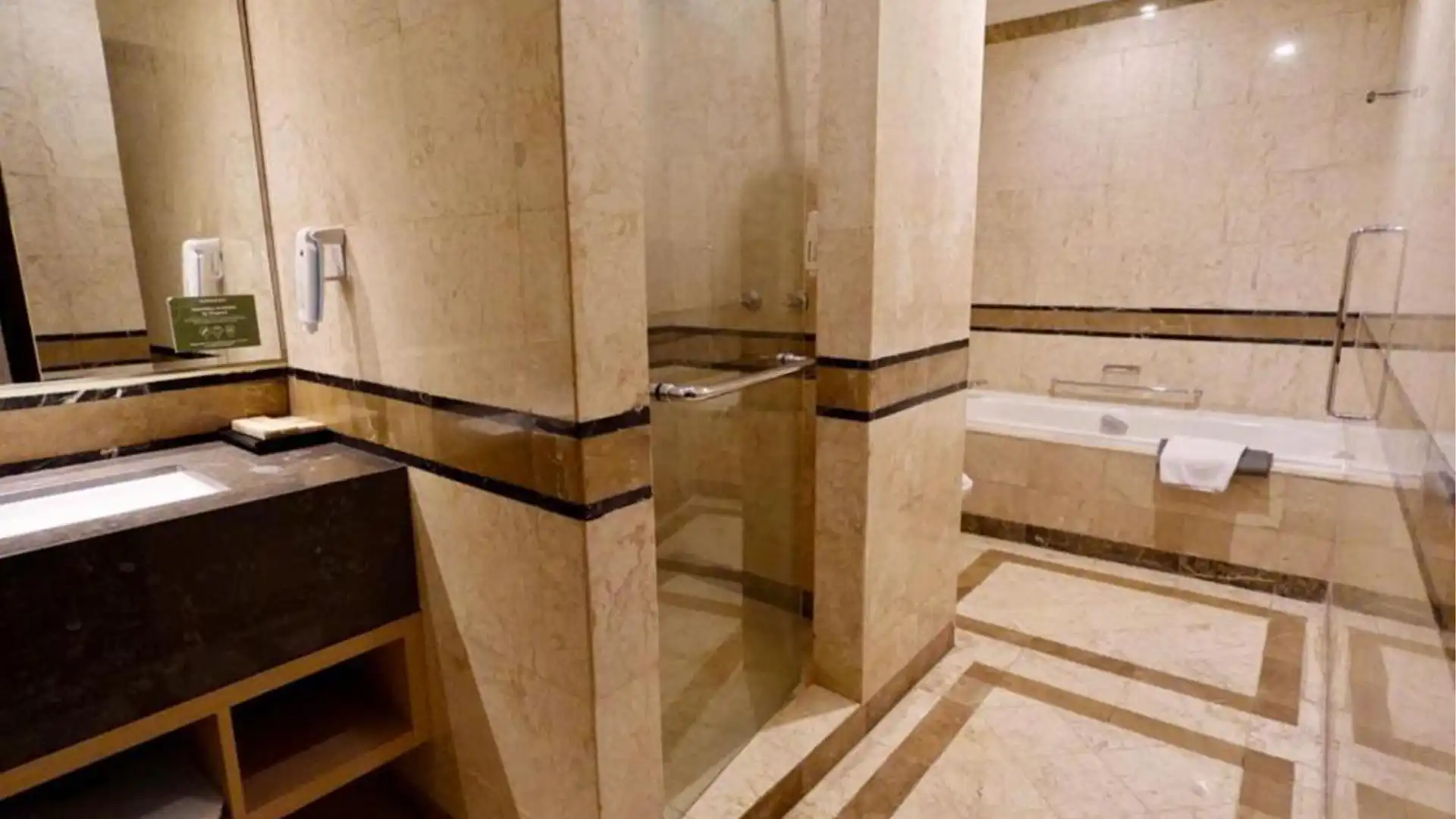 Somerset-2BR-Bathroom Somerset Grand Citra – Premium 1BR Apartment