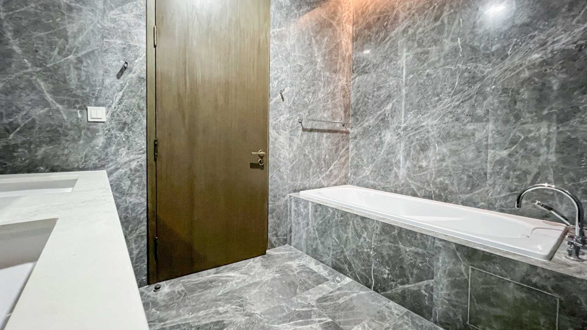 Two Verde Monteverde-3BR-Bathtub Efficient 3BR Urban Home at Verde Two