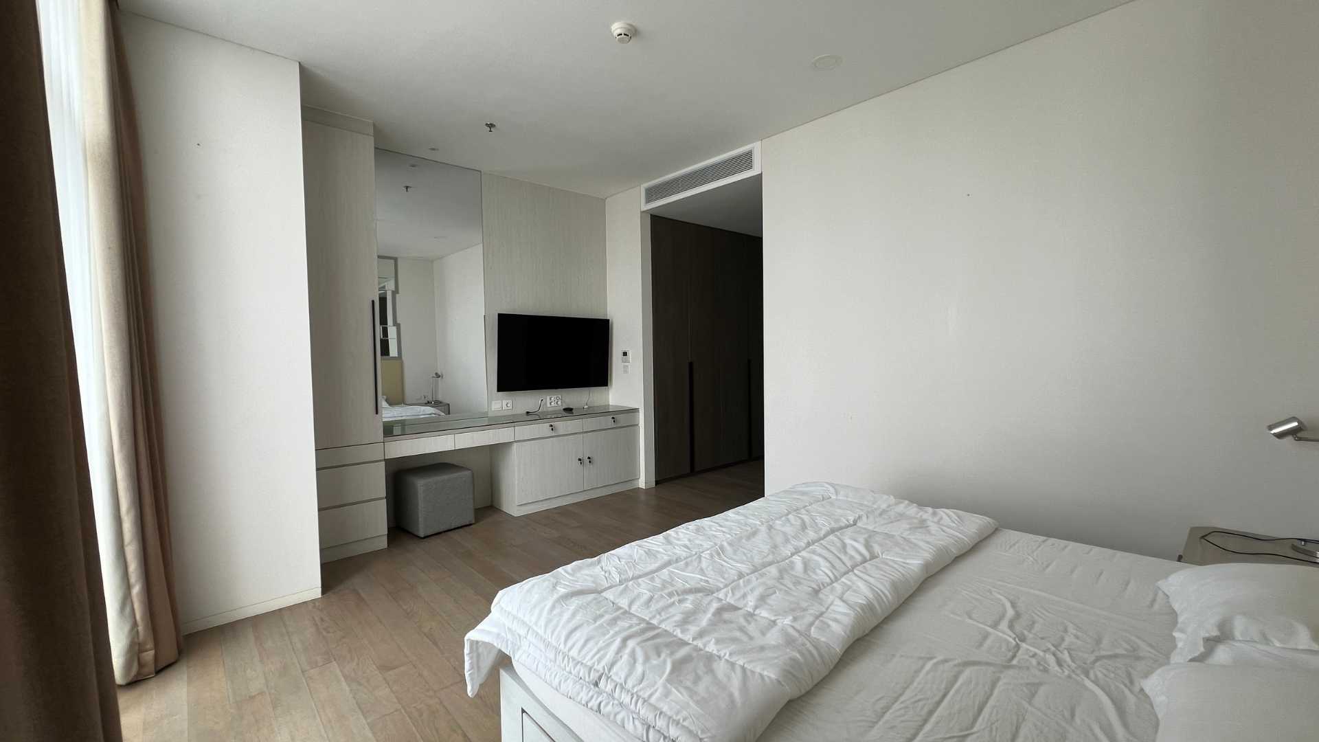 Two Verde Monteverde-3BR-Bedroom tv Efficient 3BR Urban Home at Verde Two