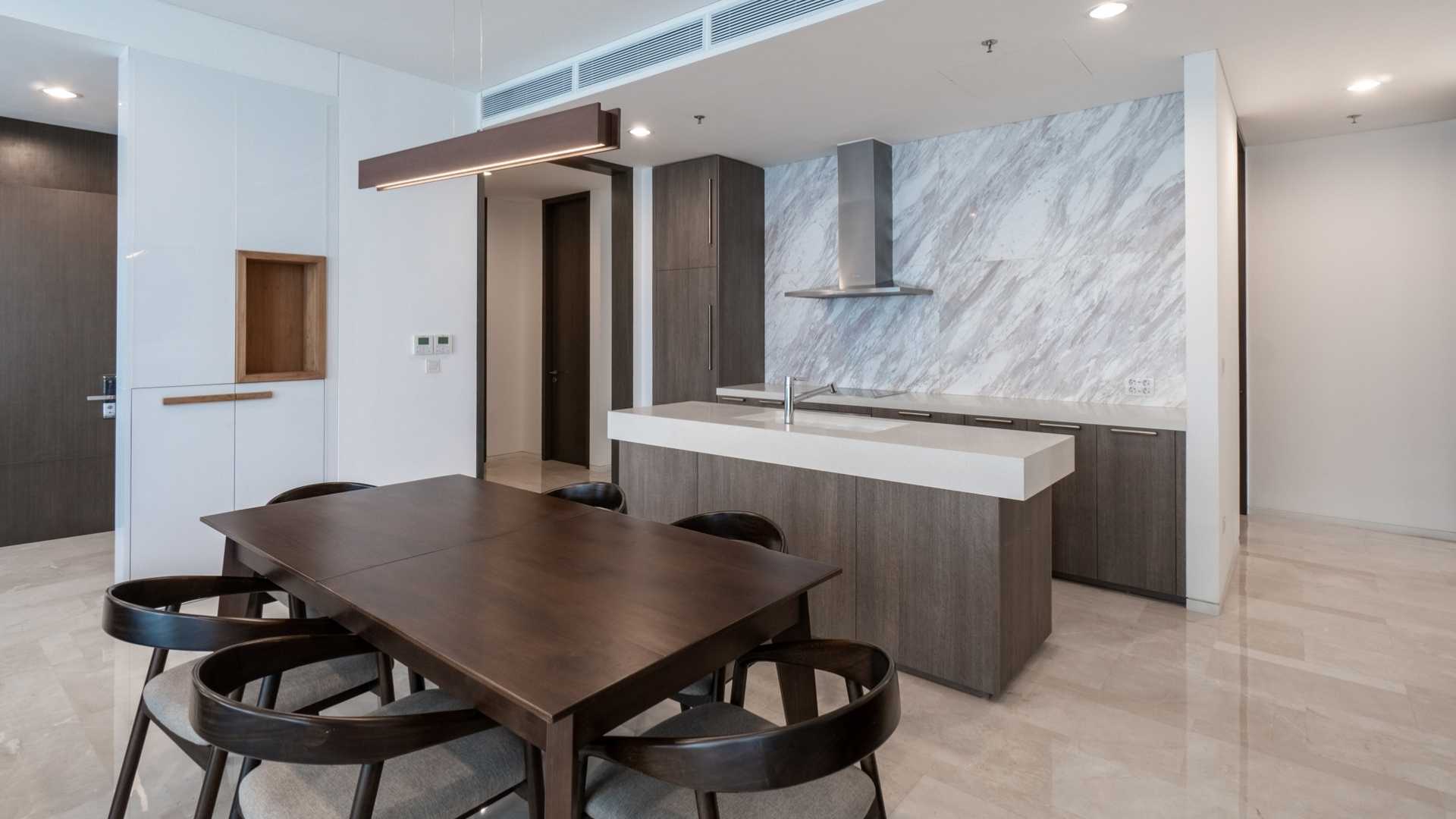 Refined 3BR Living at Verde Two