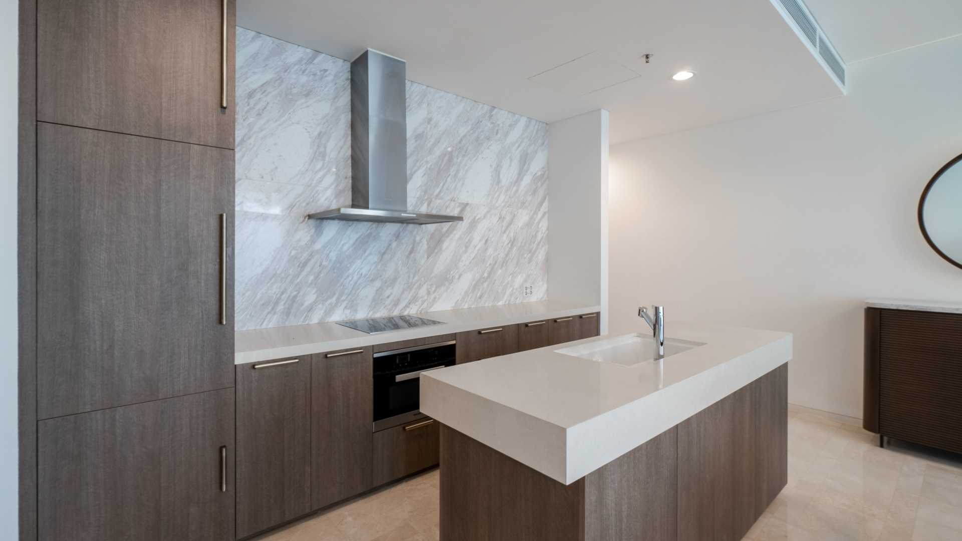 Refined 3BR Living at Verde Two