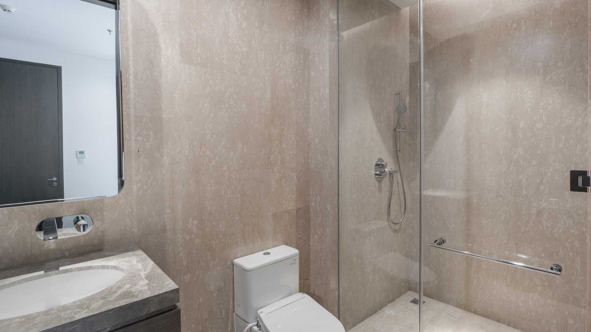 Refined 3BR Living at Verde Two