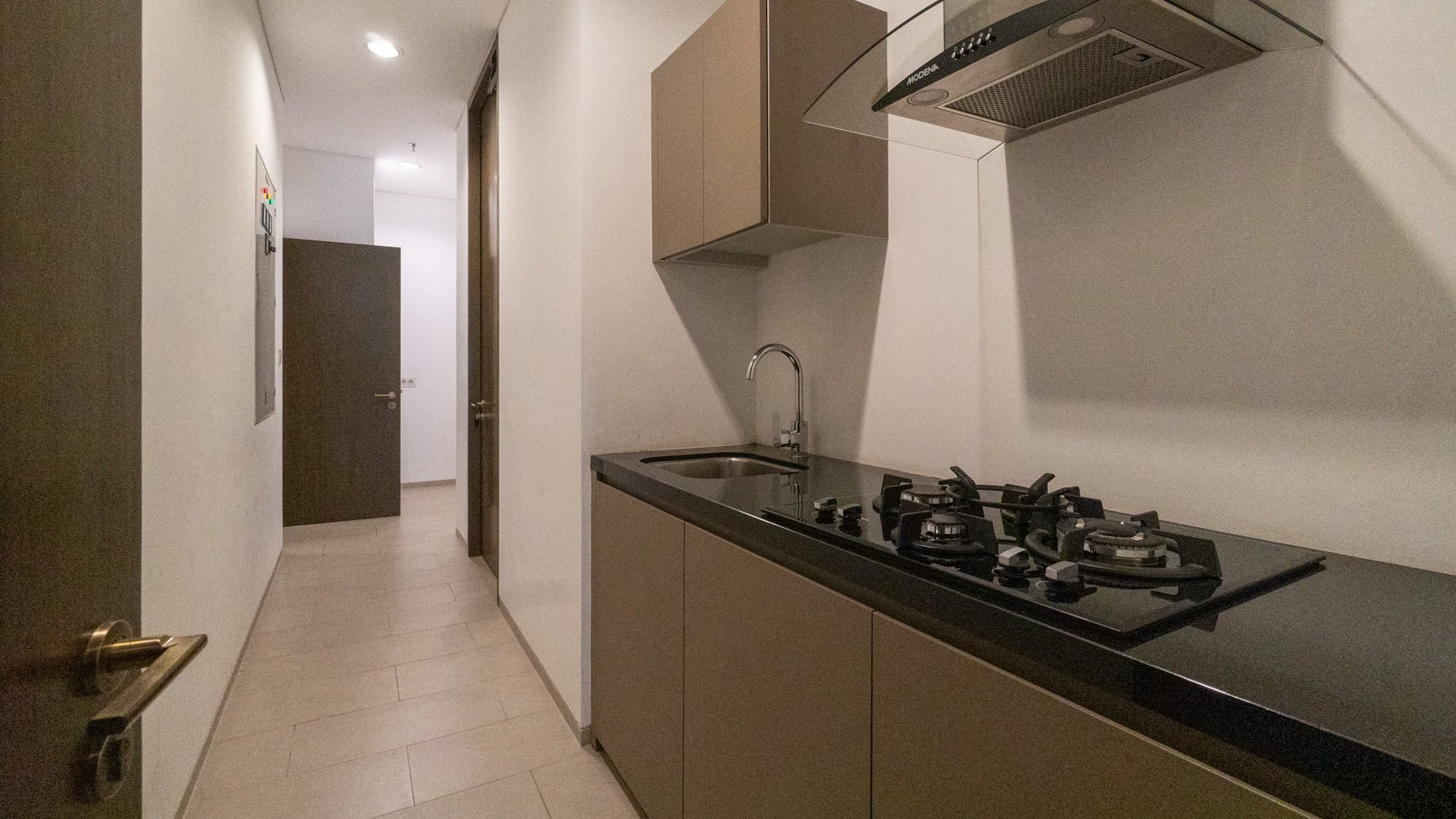 Refined City Residence at Verde Two