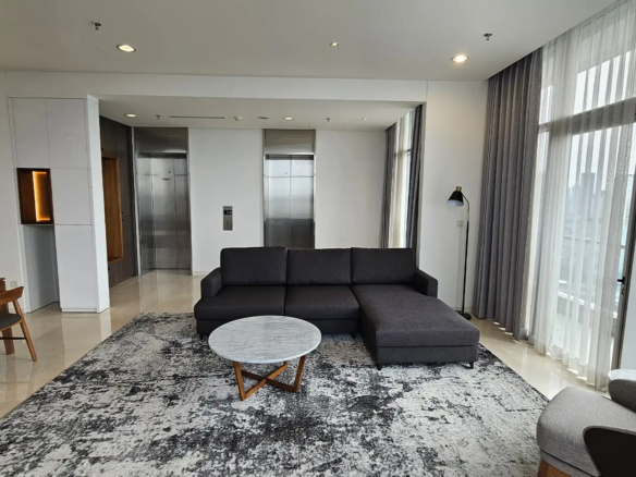 Verde-3BR-Living Area