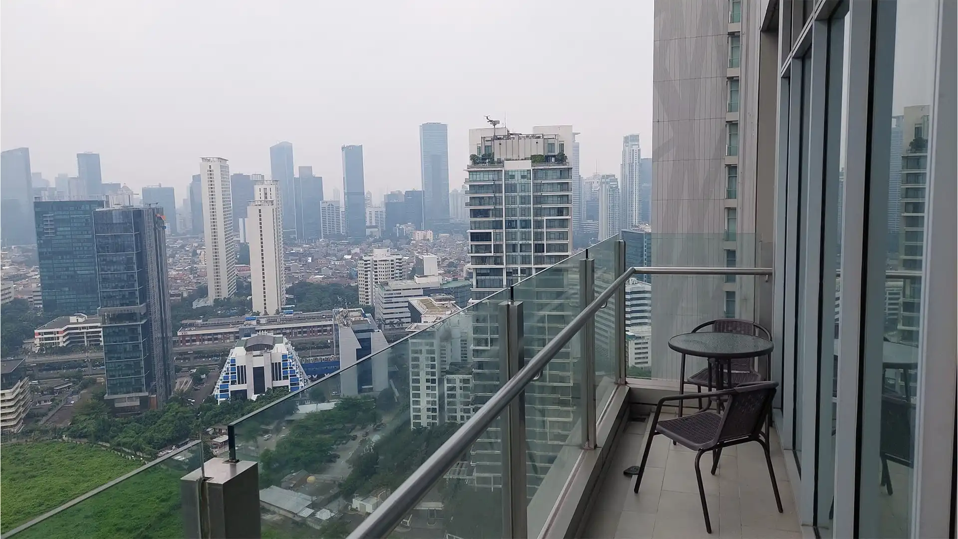 Spacious Modern 2BR Residence – Verde Two