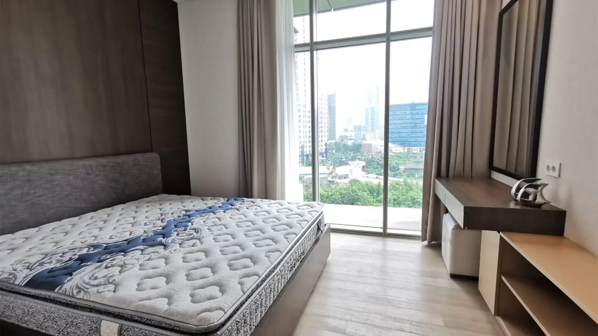 Verde Two – Well-Balanced 2BR Apartment