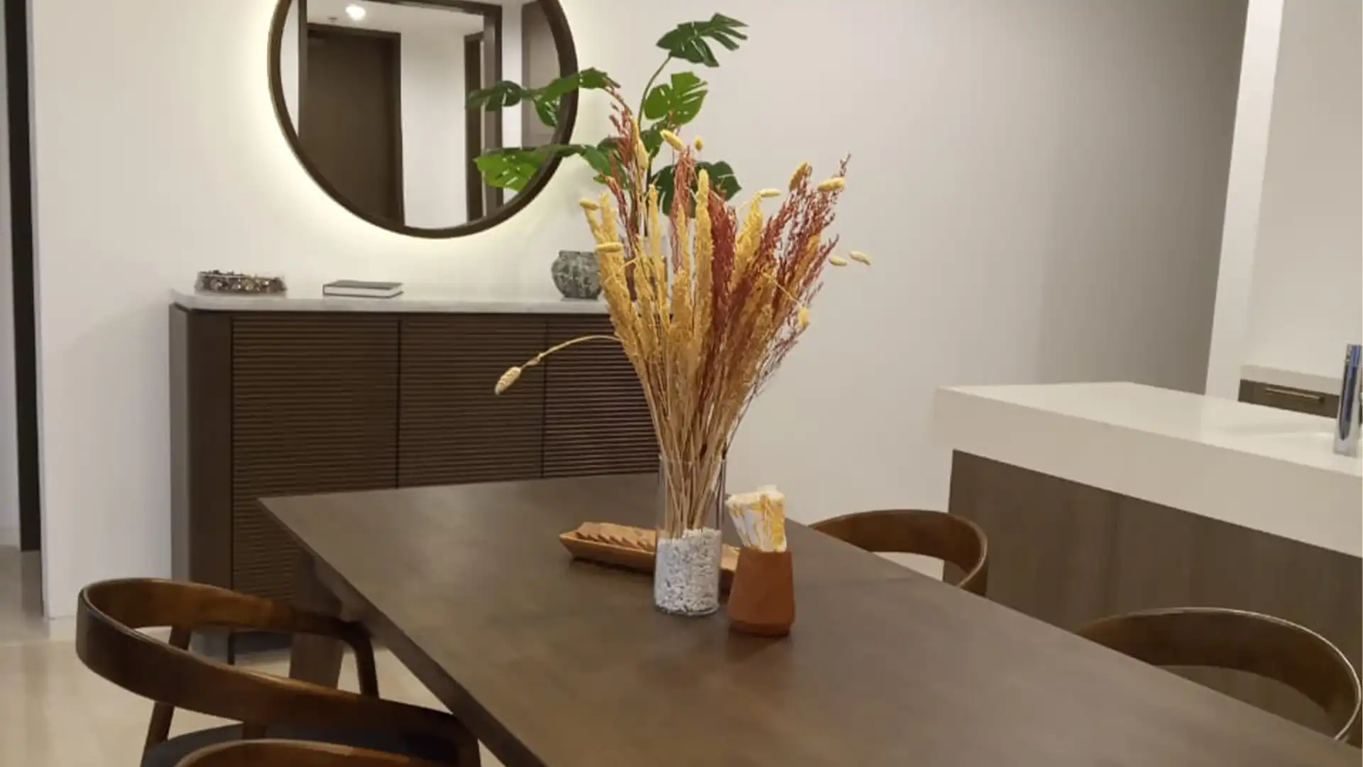Verde Two-3BR-Dining Area Verde Two – Big Size 3BR Apartment