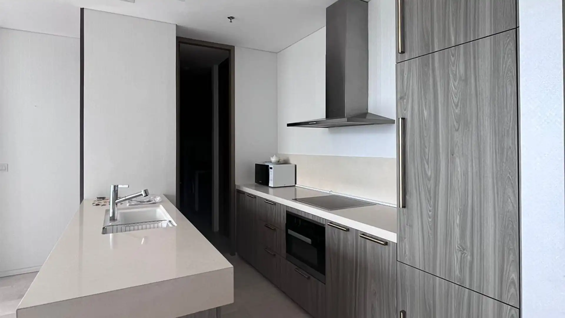 Well-Proportioned 3BR Apartment – Verde Two