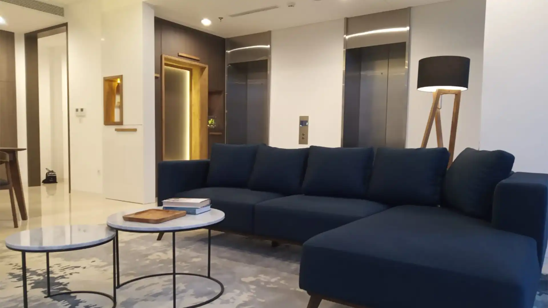Verde Two-3BR-Living Area & Lift Access Verde Two – Big Size 3BR Apartment