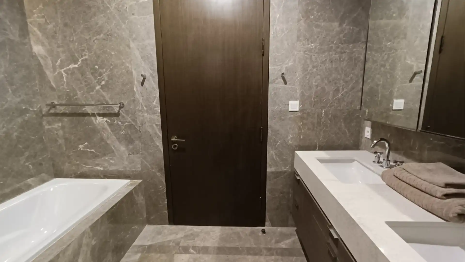 Verde Two-5BR-Bathroom Ultra-Spacious 5BR Luxury – Verde Two