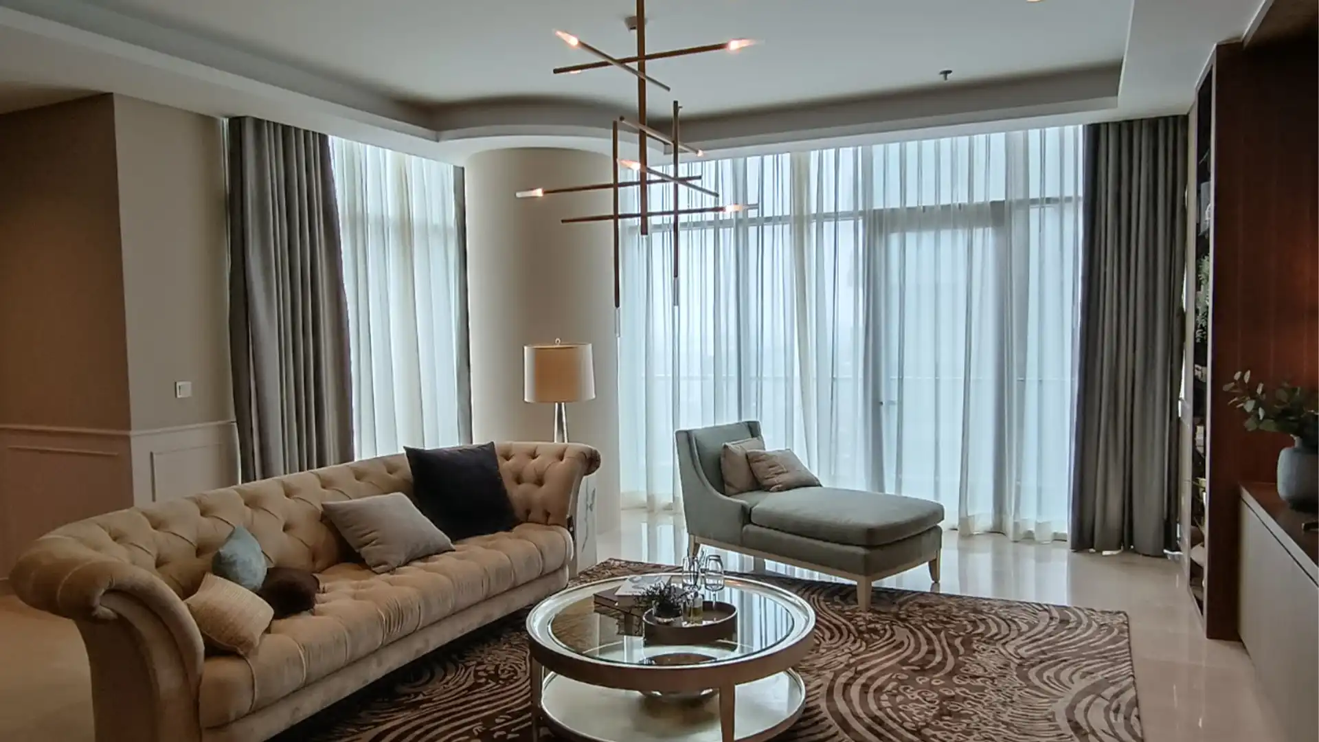 Verde Two-5BR-Living Area Verde Two-5BR-Living Area