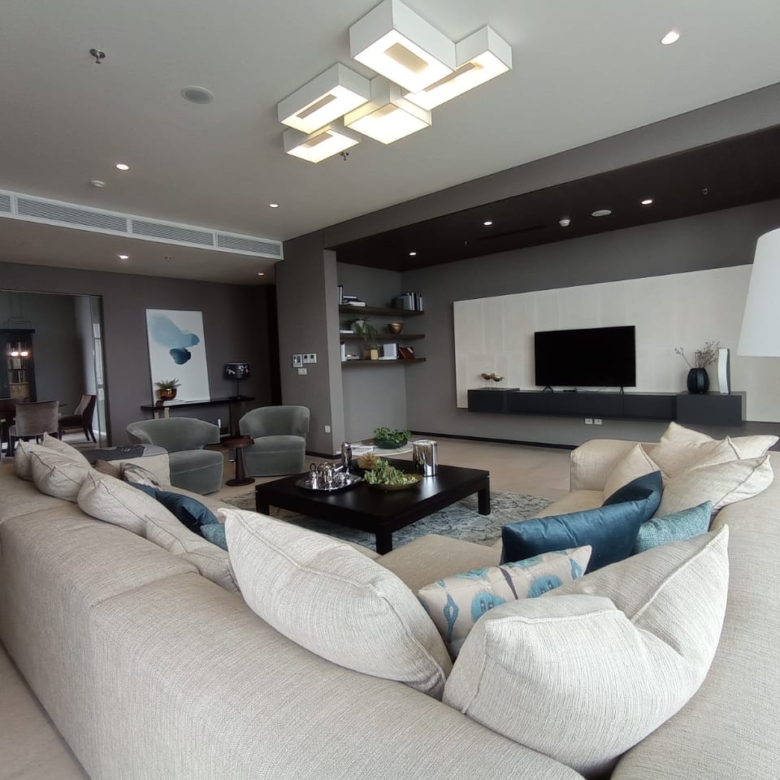 Verde Two-Monte 4BR-Living Area