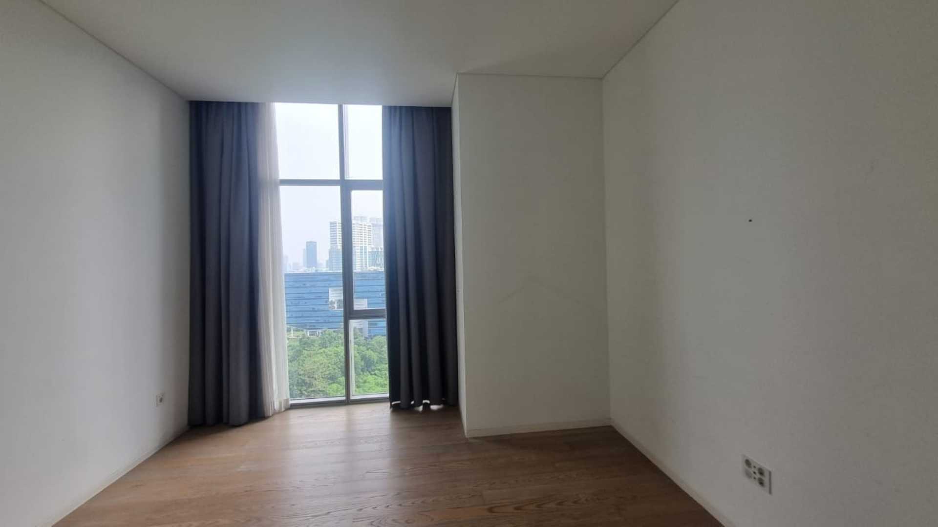 Verde Two Monteverde-3BR-Bedroom window view Verde Two Apartment – Executive City Living