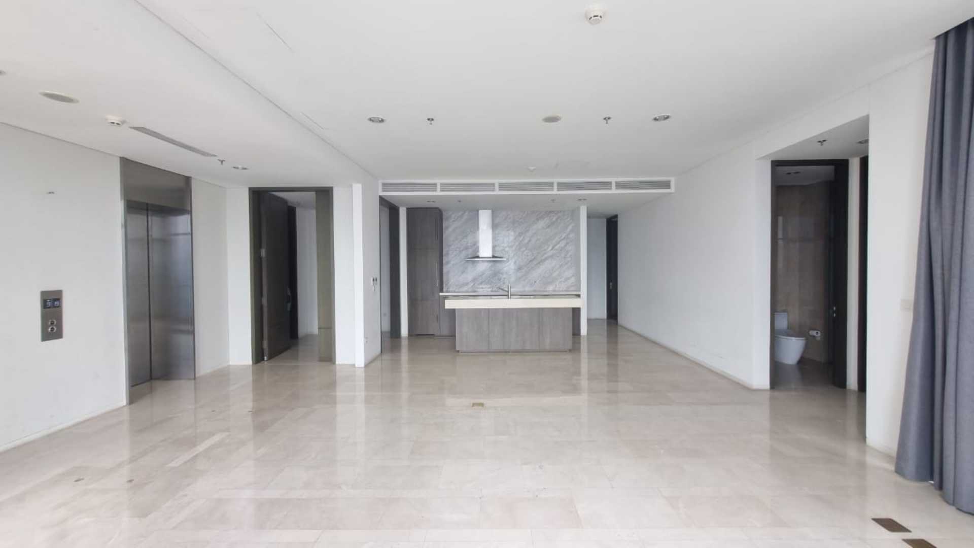 Verde Two Monteverde-3BR-Kitchen Verde Two Apartment – Executive City Living