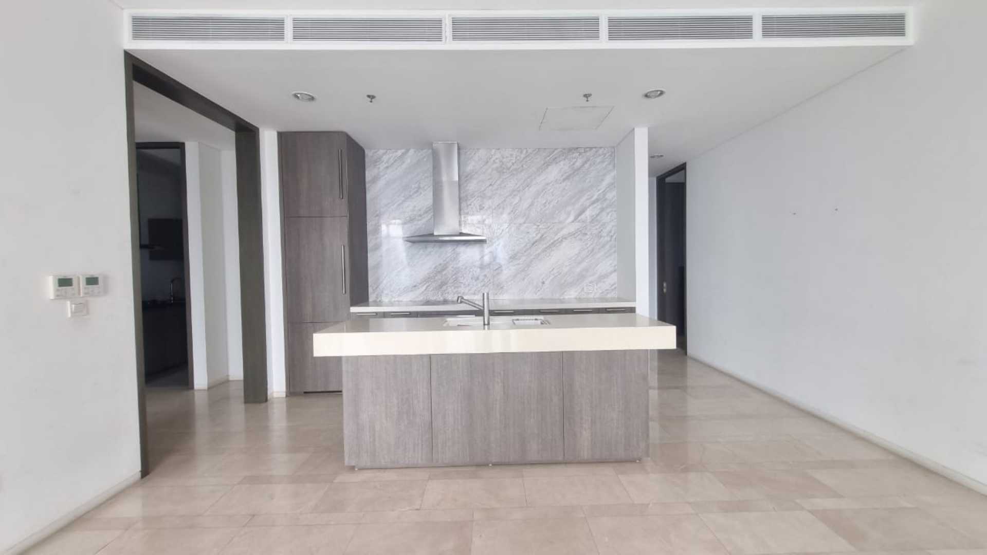 Verde Two Monteverde-3BR-Kitchen set Verde Two Apartment – Executive City Living
