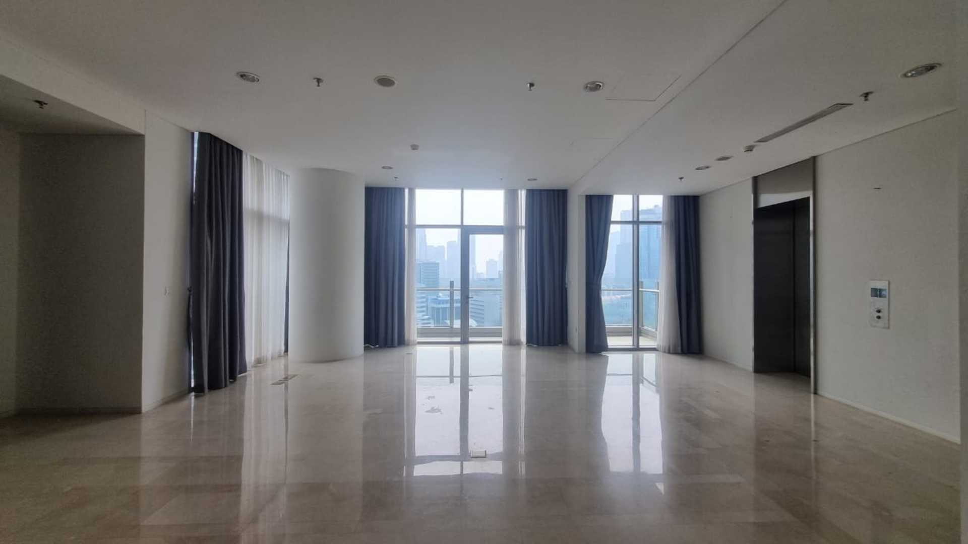 Verde Two Monteverde-3BR-Living room view Verde Two Apartment – Executive City Living