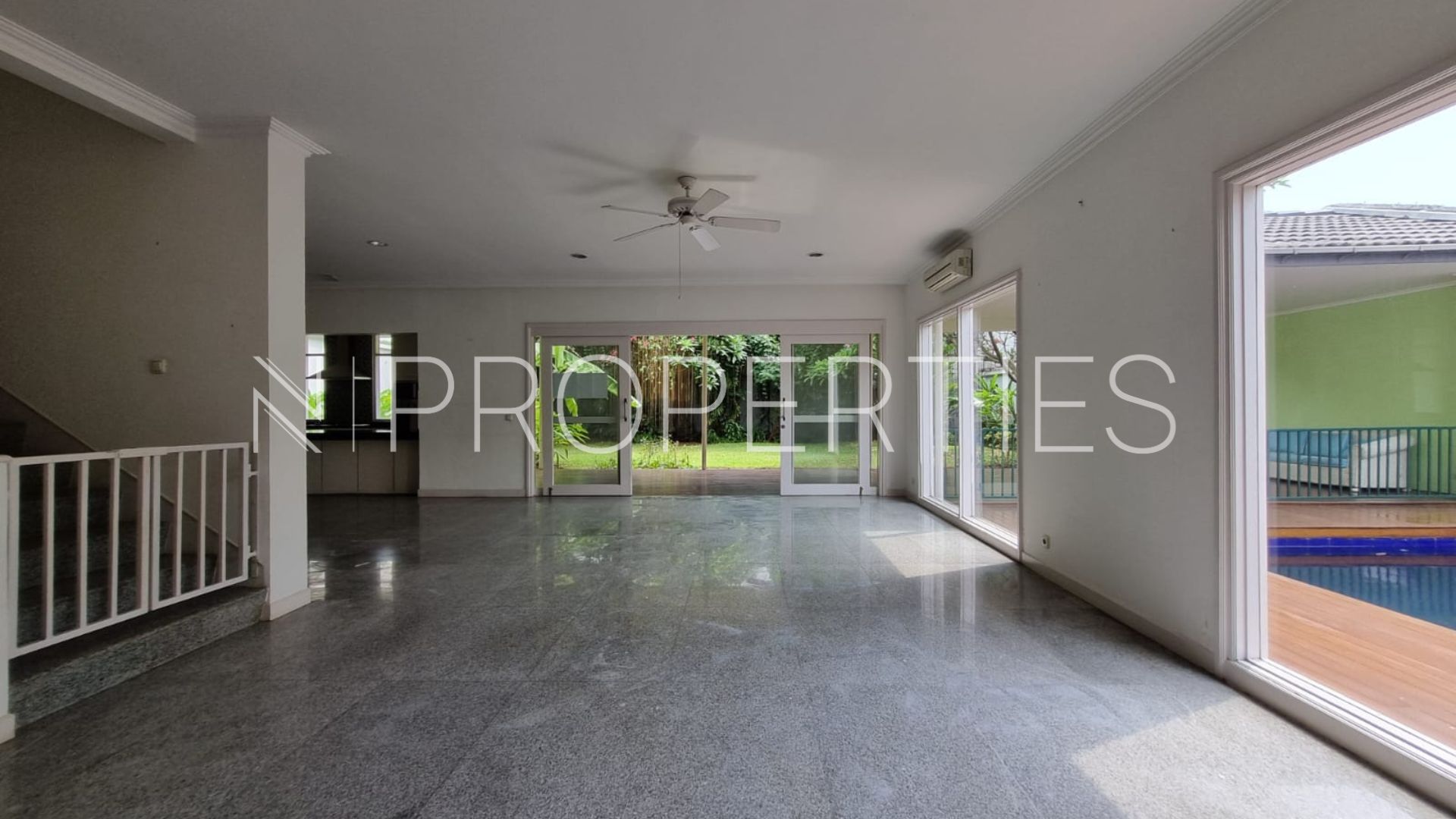 Asem 2 60 Kav F – Living Area Cipete – Prestigious 4BR Private House