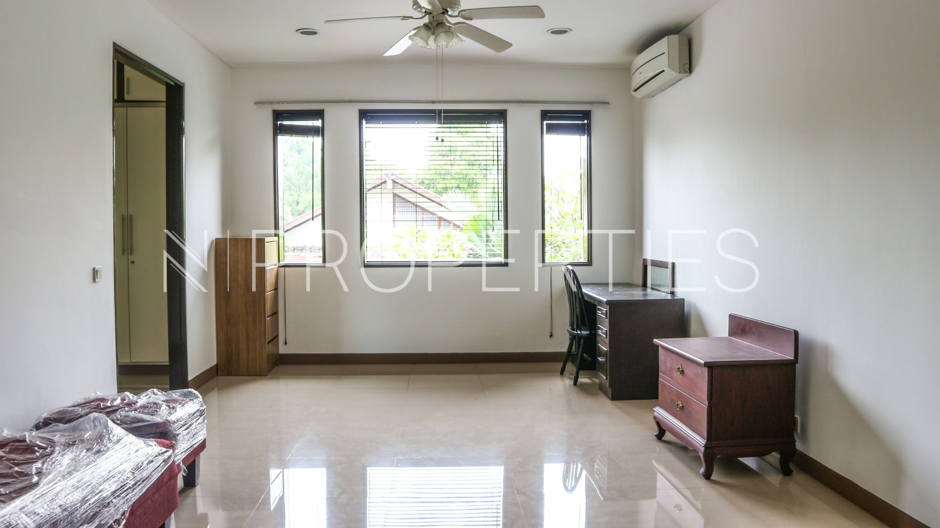Asem 2 Kav 63B – Bedroom Premium House 4BR at Cipete