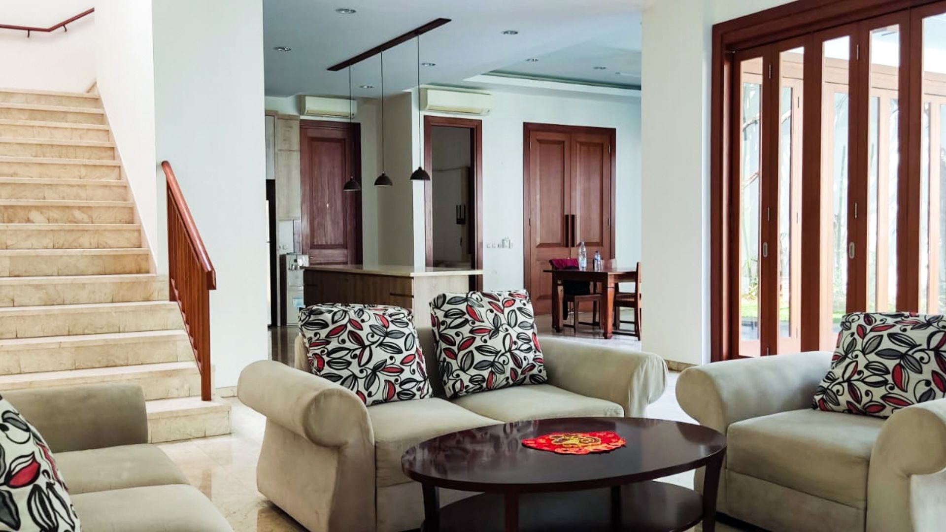 Cilandak – Well-Balanced 4BR Home
