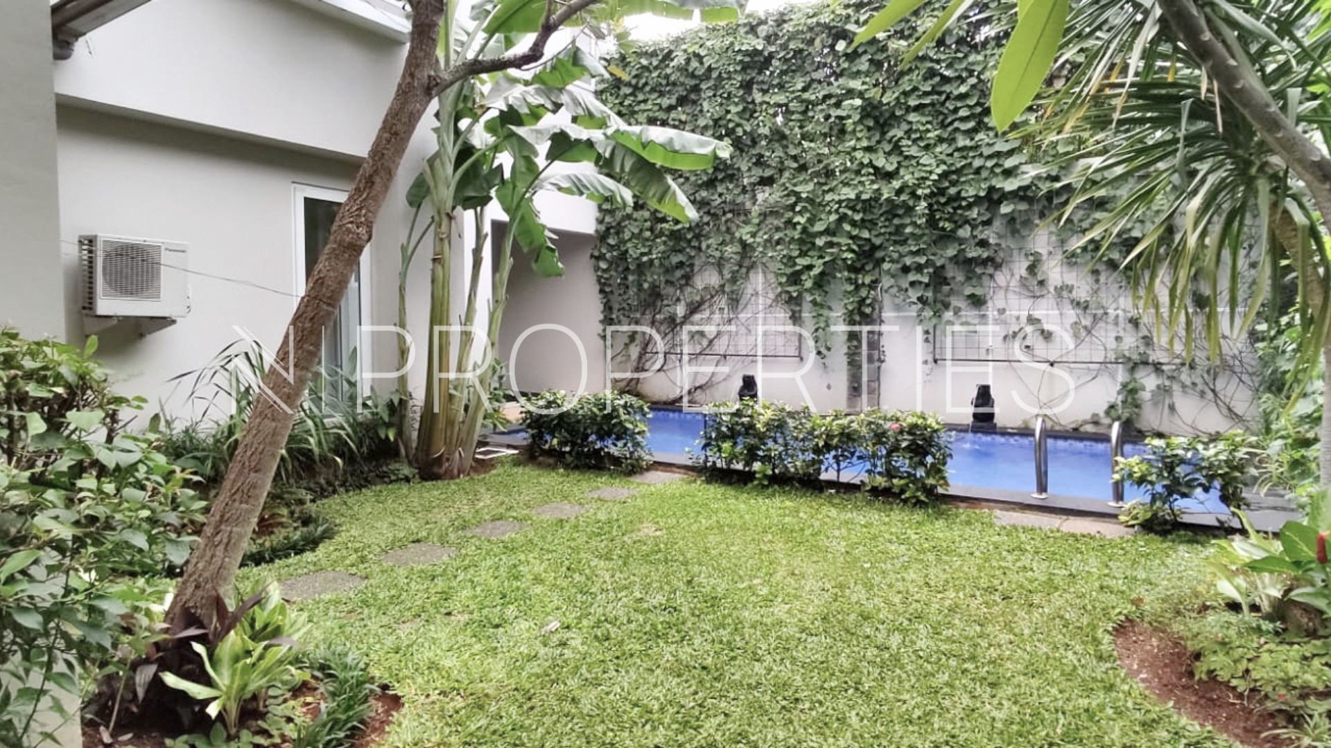 Benda Raya 8 Kav A – Backyard 1 Luxury 4BR Residence at Cilandak