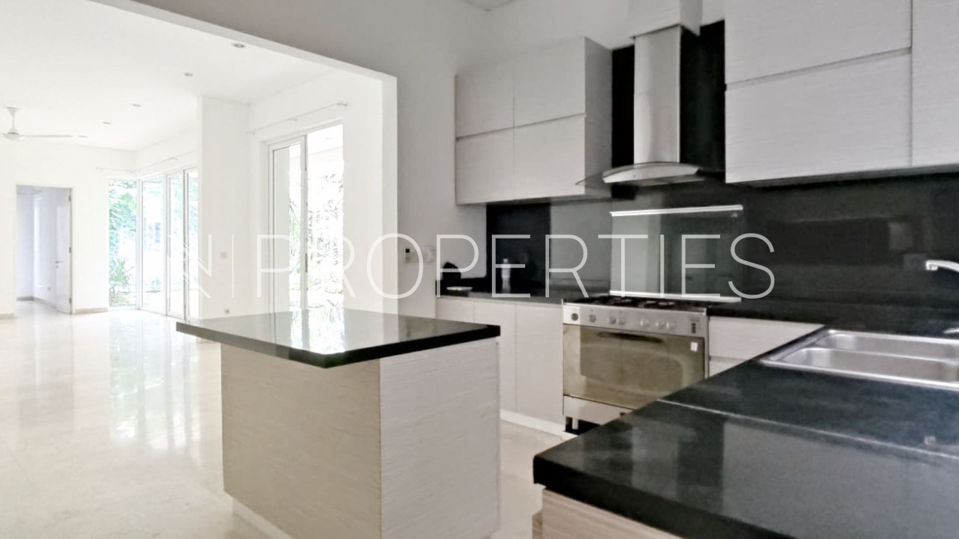 Benda Raya 8 Kav A – Kitchen Area Luxury 4BR Residence at Cilandak