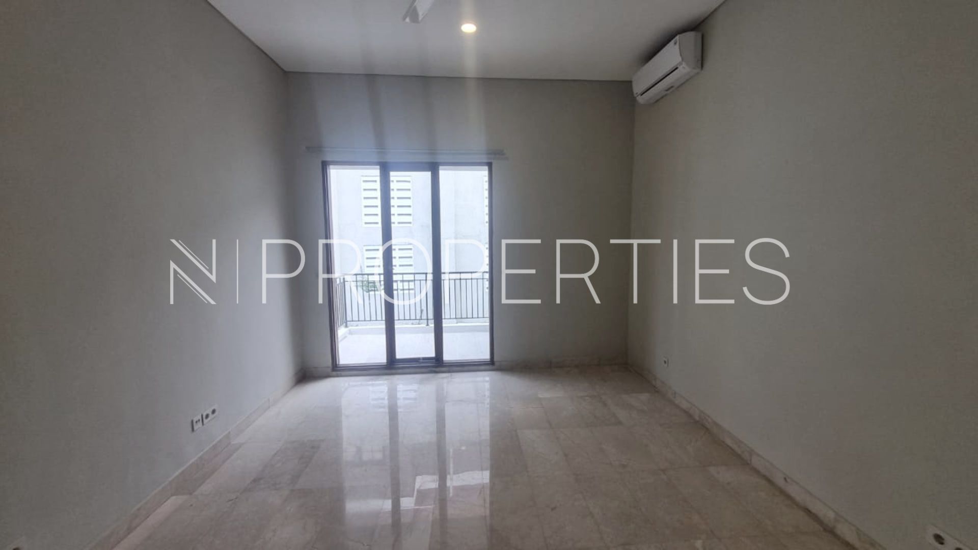 Benda Raya Gg H.Sainin 39 Kav G – Bedroom 3 Spacious 5BR Family Home at Kemang