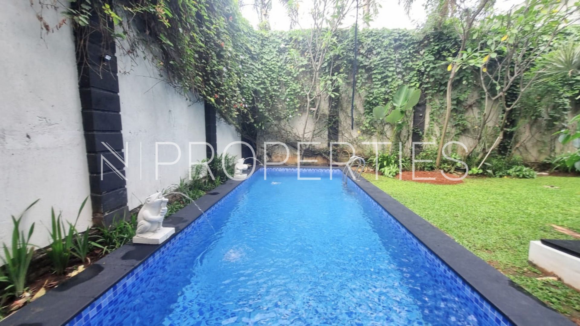 Benda Raya Gg H.Sainin 39 Kav G – Pool 1 Spacious 5BR Family Home at Kemang