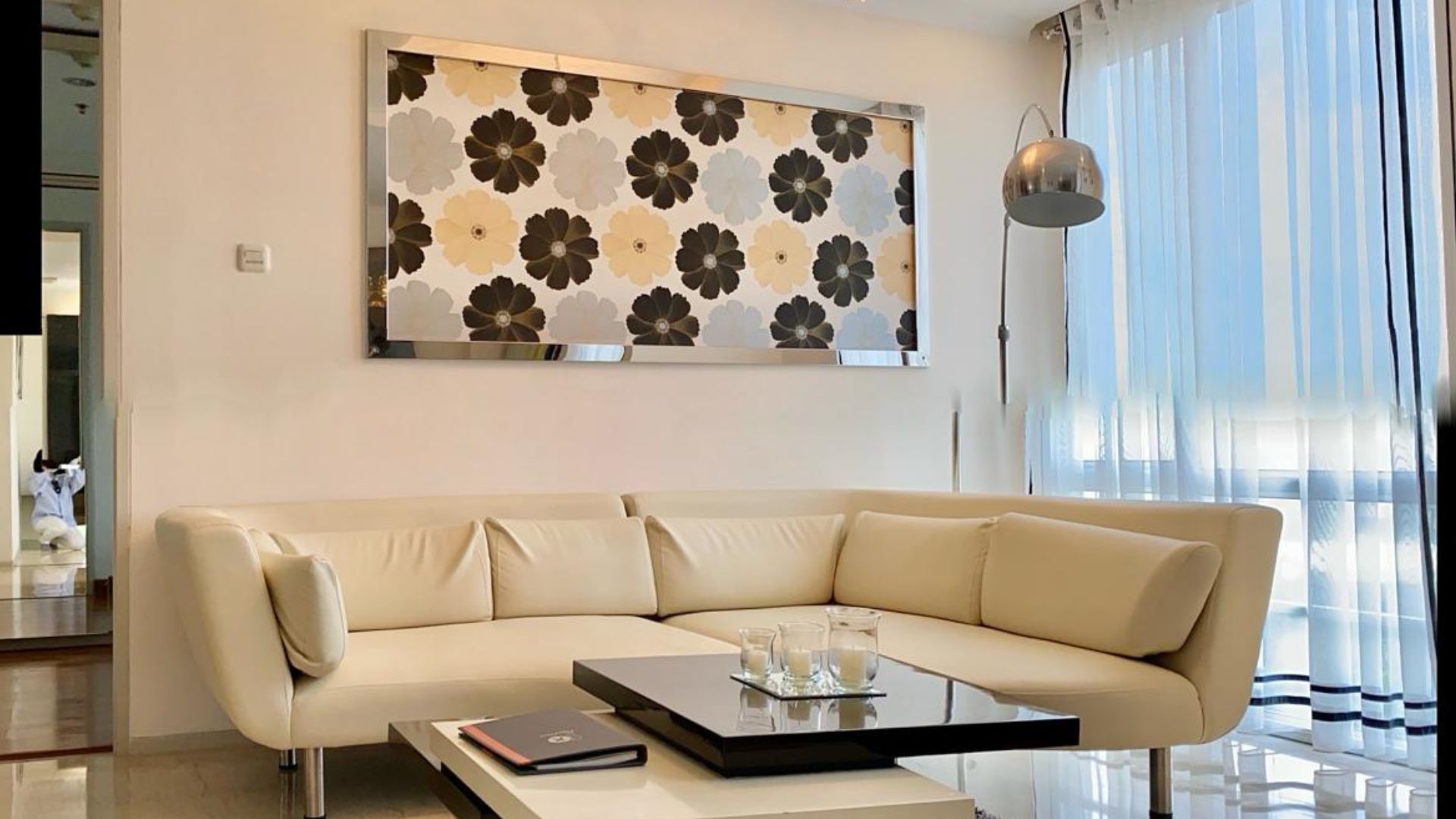 FX Residence – 2BR – Living Area2 FX Residence – Well-Balanced 2BR