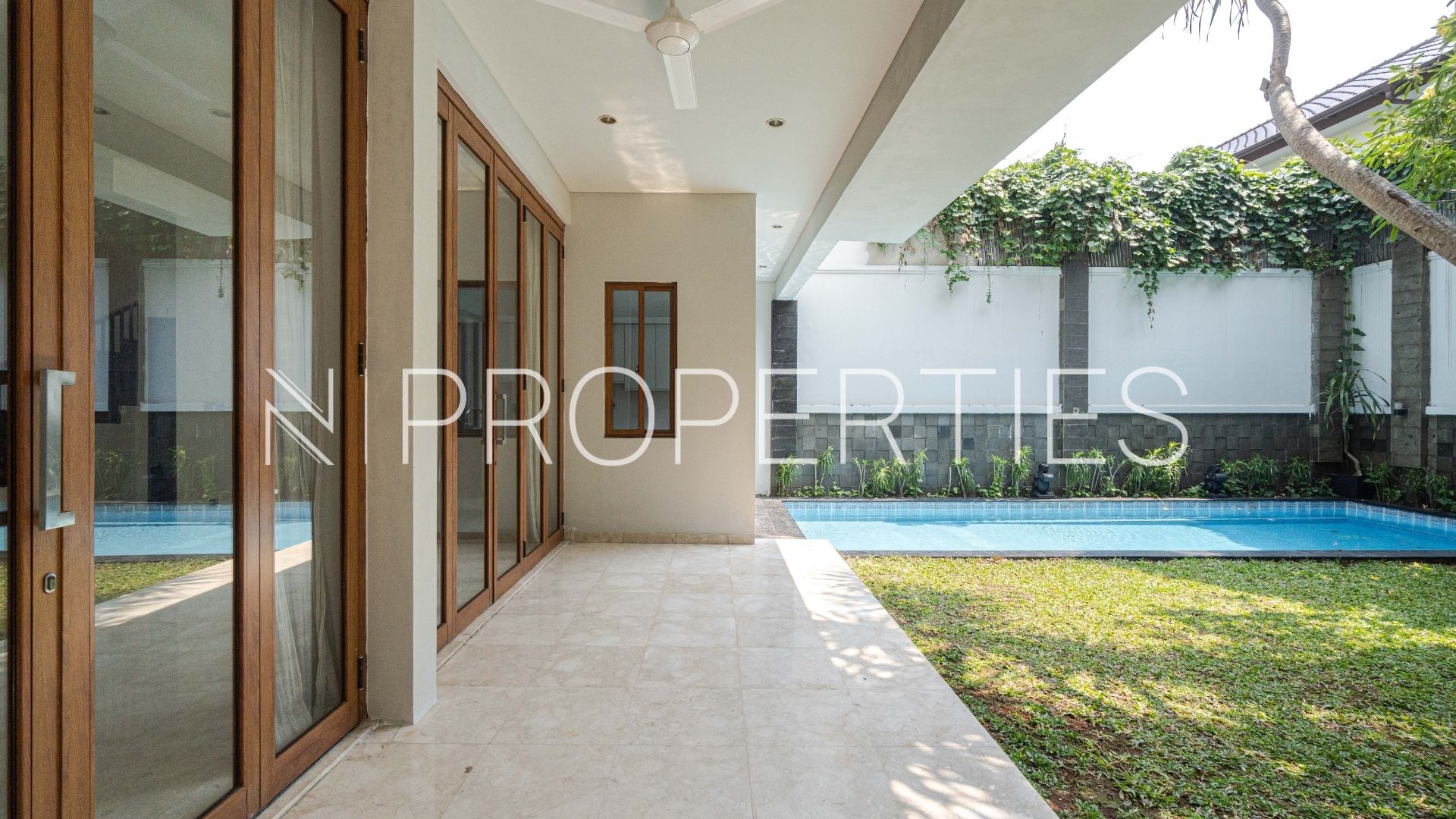 KEMANG SELATAN 11 No 105 – Kav H – Backyard Premium 5BR Home – Padma Residence Kemang