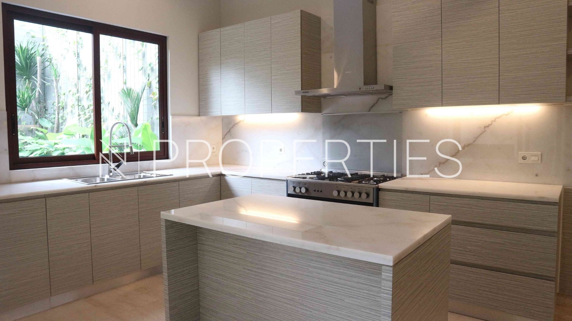 KEMANG SELATAN 1C – NO 2 – Kitchen Area 1 Vasanda Residence Kemang – Spacious 4BR