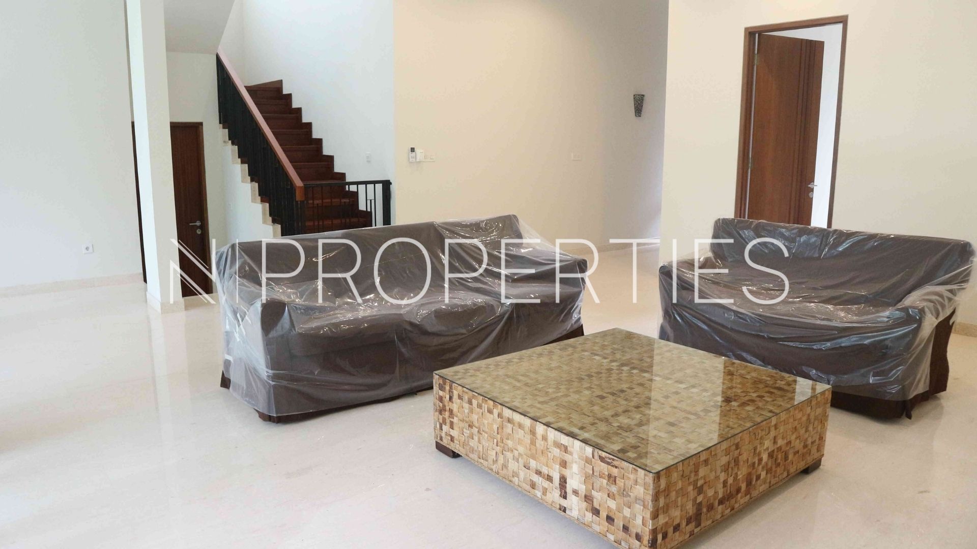 KEMANG SELATAN 1C – NO 2 – Living Area 2 KEMANG SELATAN 1C - NO 2 - Living Area 2