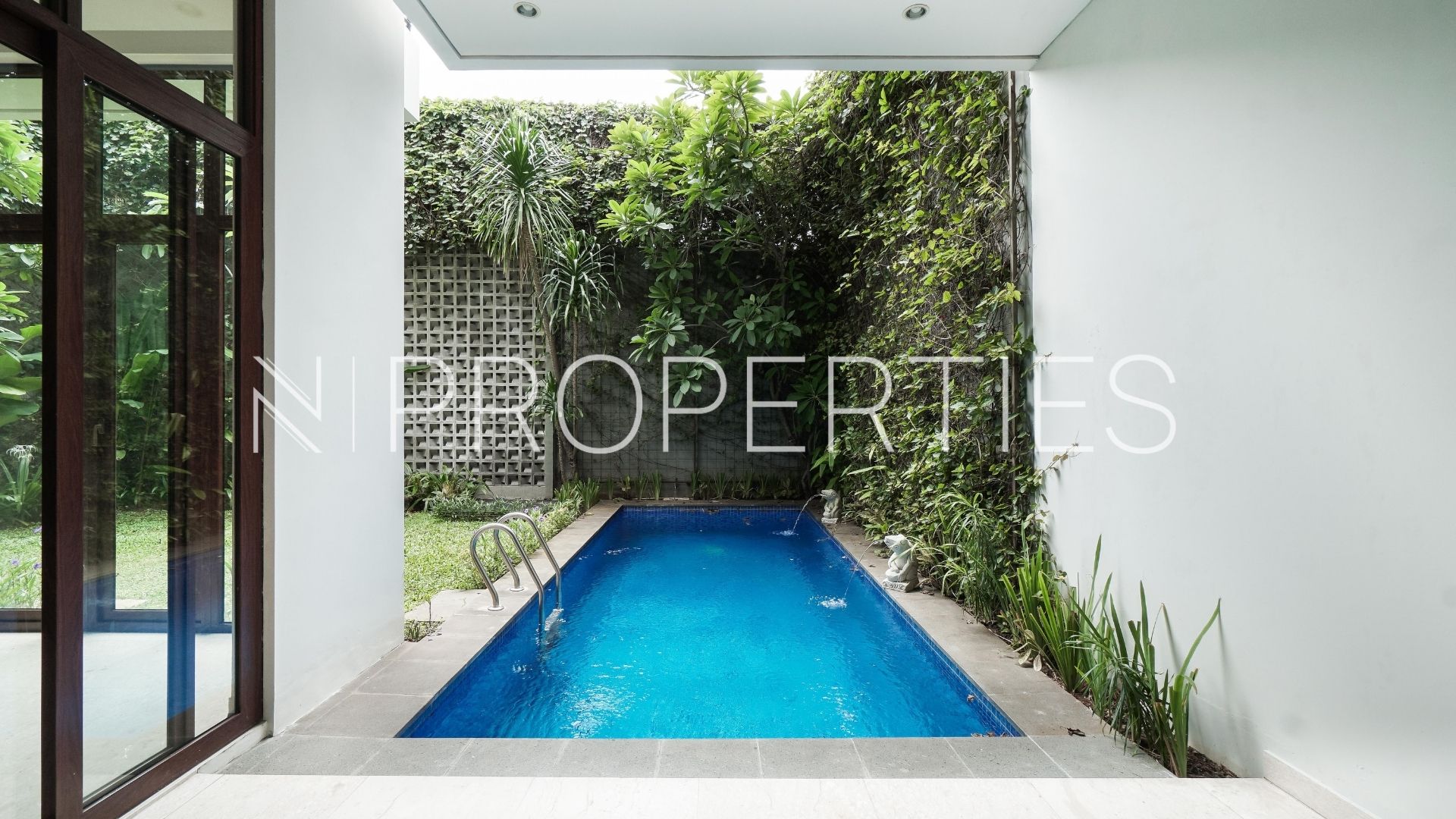 KEMANG SELATAN 1C – NO 2B – Swimmingpool 1 Vasanda Residence Kemang – Practical 4BR House