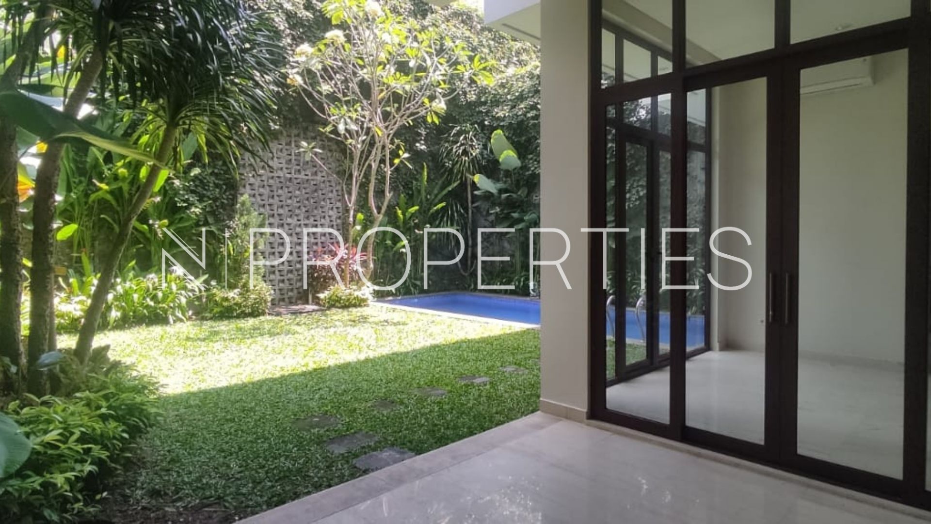 KEMANG SELATAN 1C – NO 2C – Backyard Vasanda Residence Kemang – Large 5BR House